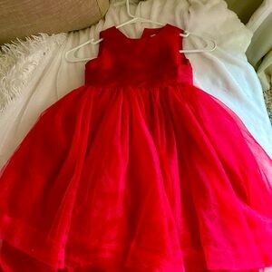 4T Girl’s Red Tule Dress 
Great condition 
Used Twice